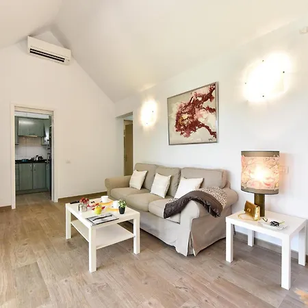 Semesterbostad Melocotones 49 By Villagrancanaria